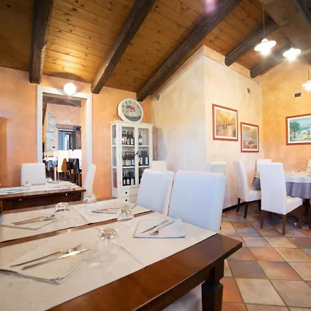 Villa Cascina Manzo *