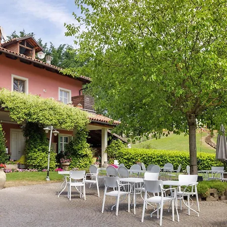 Cascina Manzo Villa *