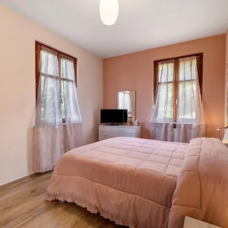 Cascina Manzo فيلة دولياني