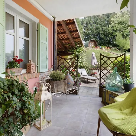 Villa Cascina Manzo Dogliani