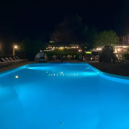 Villa Cascina Manzo Dogliani
