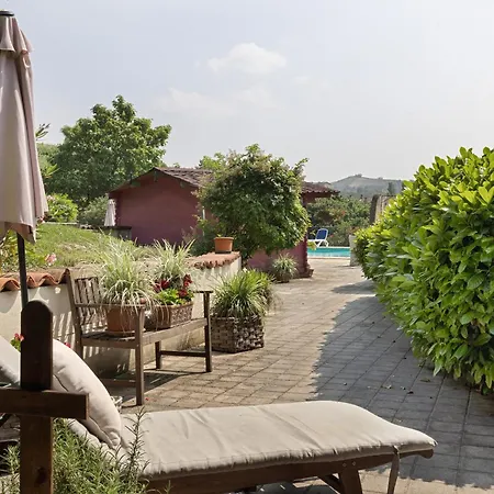 Villa Cascina Manzo Dogliani